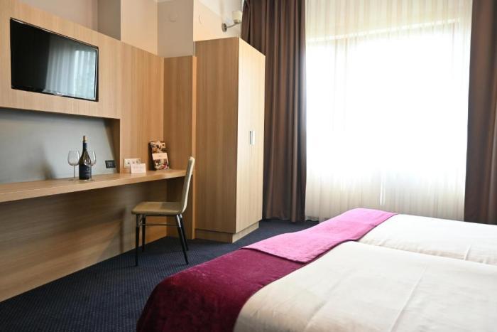 Vestil Hotel Piotrków Trybunalski Pokój zdjęcie