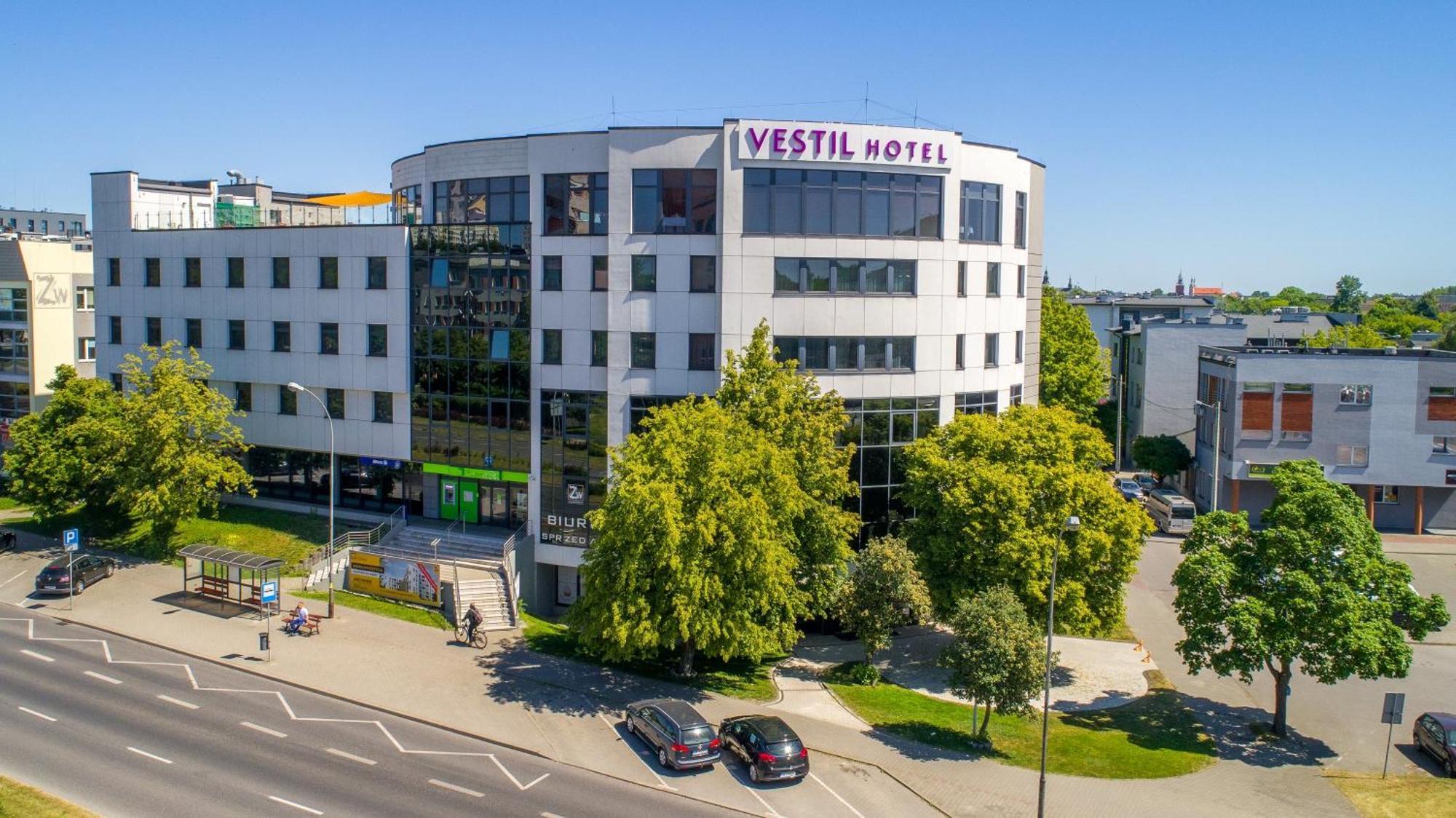 Vestil Hotel Piotrków Trybunalski Zewnętrze zdjęcie